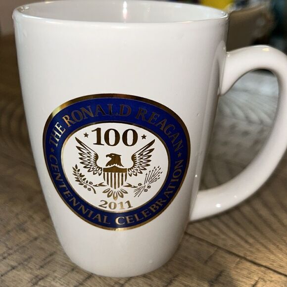🇺🇸 Ronald Reagan 💯 Centennial Celebration 🥳 Signature🖊️Mug🍵Sturdy & Solid - Picture 7 of 17